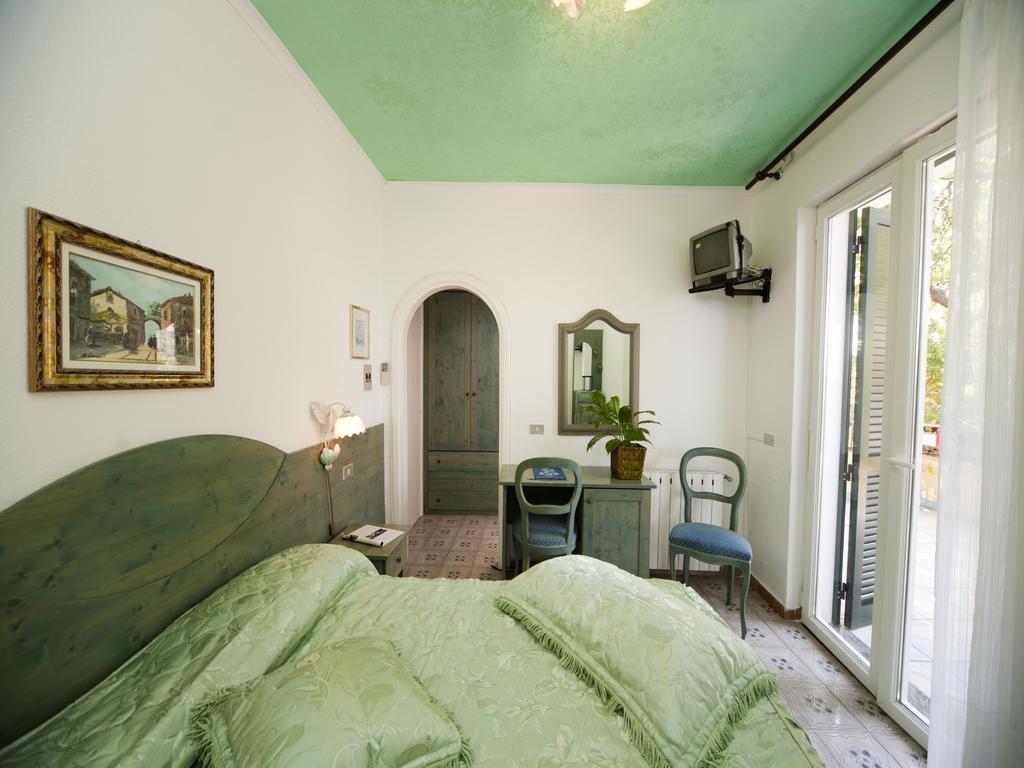 Hotel Giardino Delle Ninfe E La Fenice Ίσκια Εξωτερικό φωτογραφία